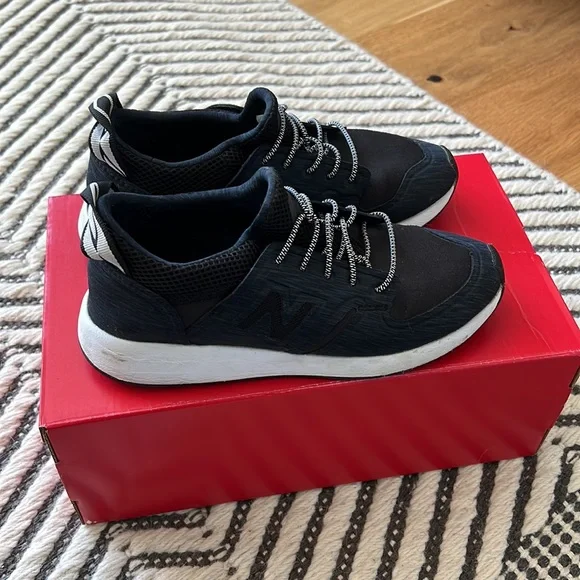 New Balance Shoes New Balance 42 Revlite Slipon Navywhite